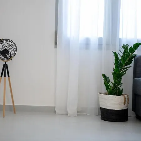 Cosy Downtown Luxury