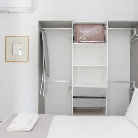 Cosy Downtown Luxury