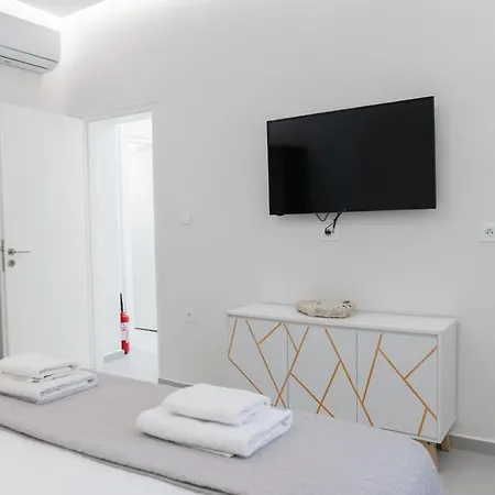 Cosy Downtown Luxury * Kos